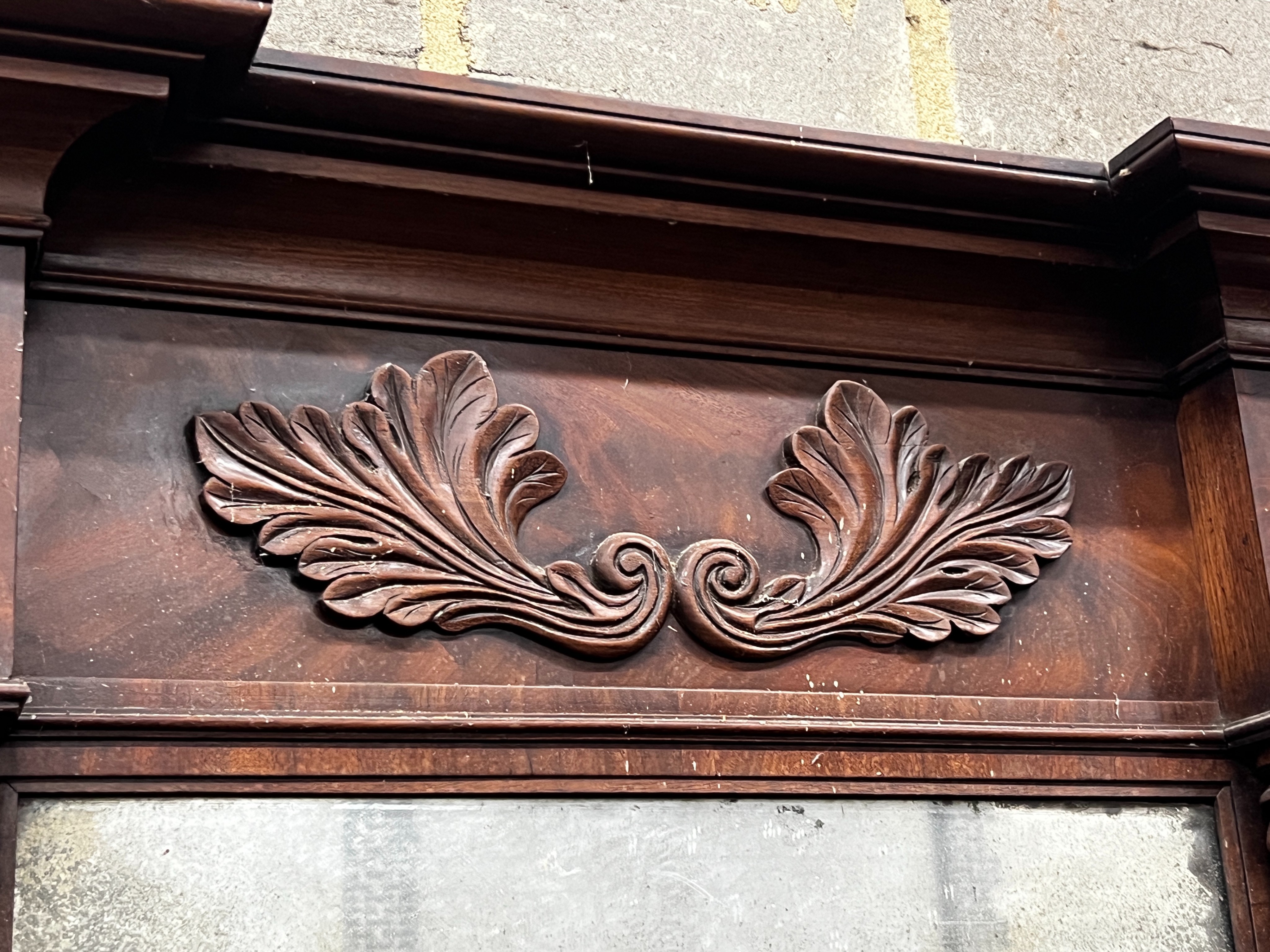 A Regency mahogany wall mirror, width 57cm, height 70cm